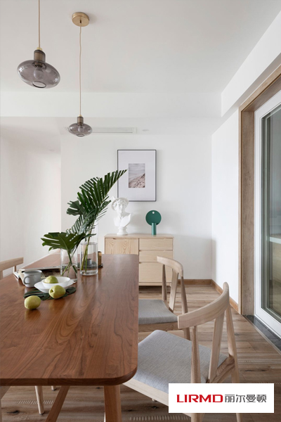 湖南麗爾曼頓家居集團(tuán),定制家具,全屋實(shí)木定制； 